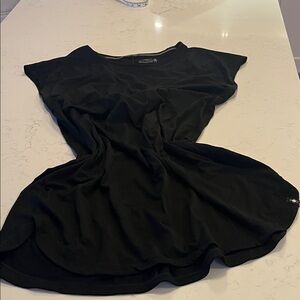 Smartwool Merino 150 Black dress with cut out detail on back XL.